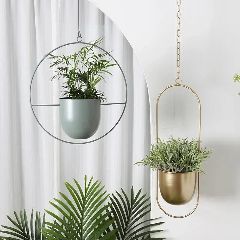 Wall Plant Hanger with Adjustable Chain