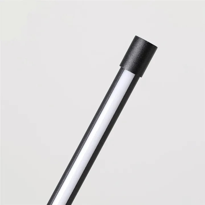 Corner Floor Lamp LED — Dimmable Remote Control detail shot of finish