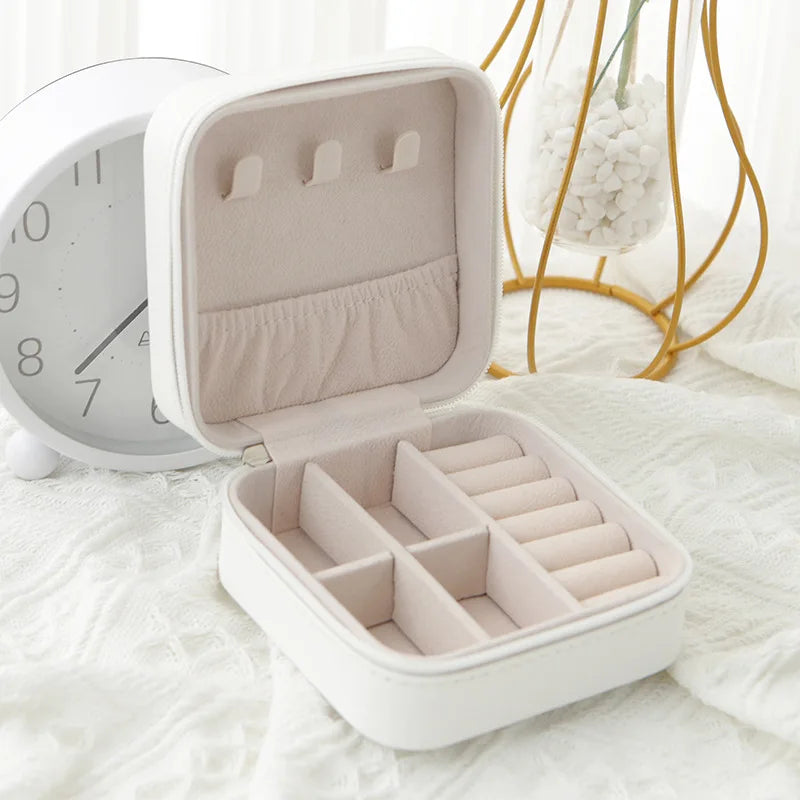 Travel Jewellery Box — Zip Case detail shot of finish